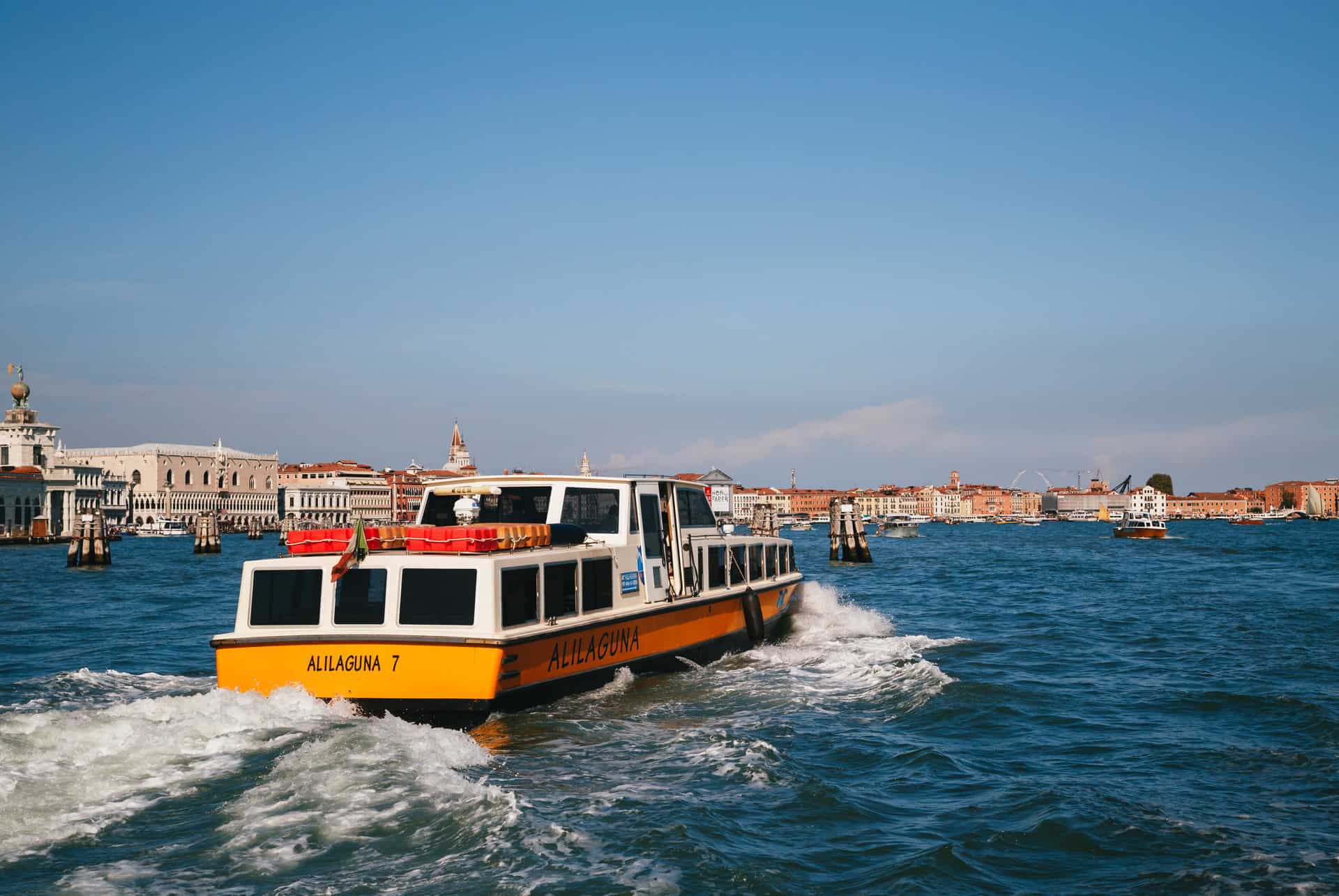 ile de chioggia a venise ferry