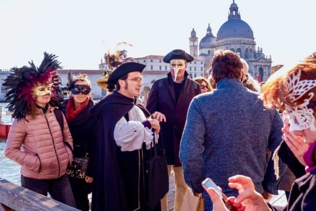 Visite des secrets du carnaval et de Casanova