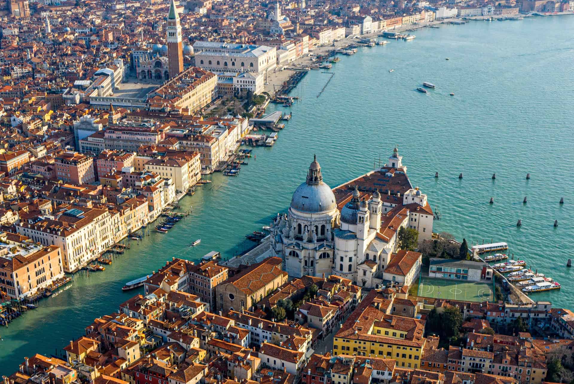 pass vaporetto vue aerienne sur le grand canal de venise pass vaporetto vue aerienne sur le grand canal de venise