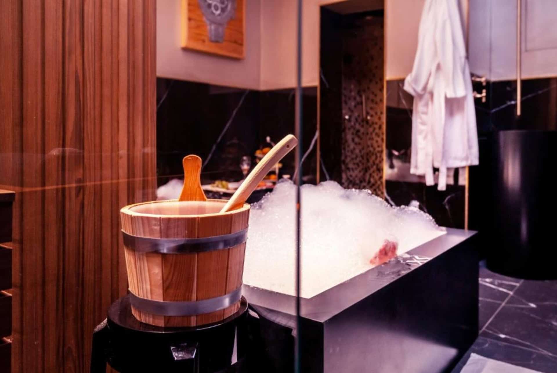 excess venice spa prive